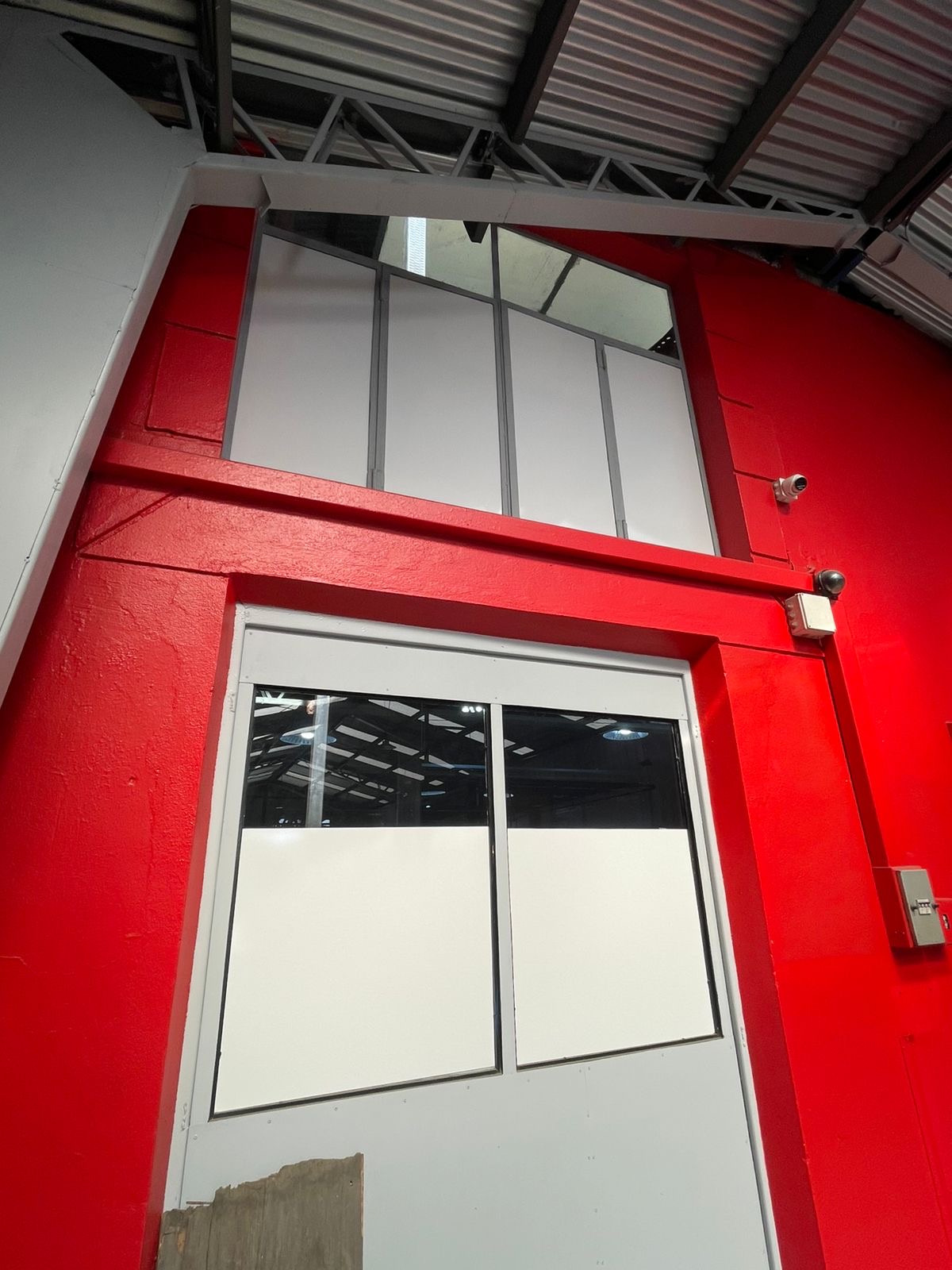 Protección industrial y pisos epóxicos — Santiago, Valparaíso, Rancagua